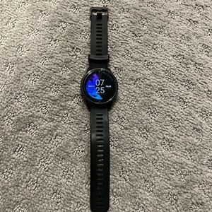 Garmin Venu - no major scratches - good condition